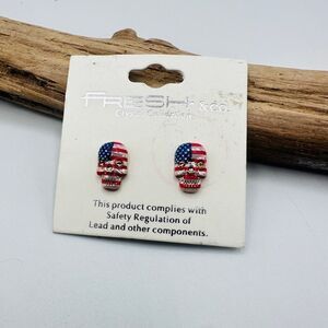 Vintage 2007 Patriotic Skull Stud Earrings – American Flag Crystal Design
